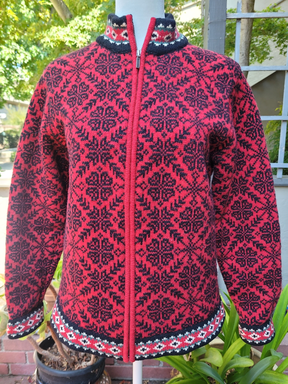 Vintage L.L. Bean Red & Black Nordic Zip-Front Puffer Jacket